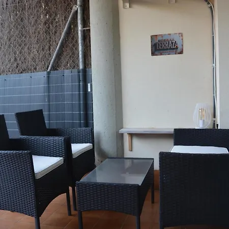 R165 Seaside Apartament